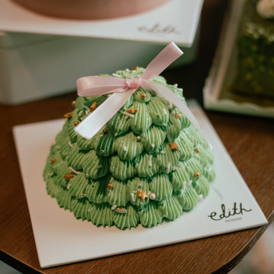 Christmas Tree Cake