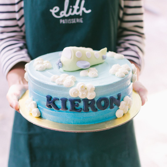 Aeroplane & Clouds Cake