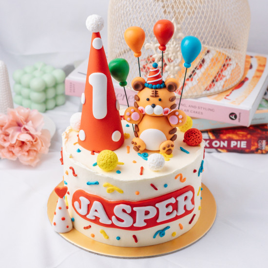 Jasper's Party Hat Tiger Cake