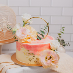 Pink & Gold Floral Hoop Cake