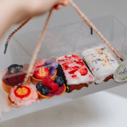 Double Happiness Guo Da Li - Assorted Loaf & Tarts Set