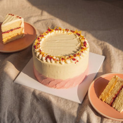 Mango Strawberry Cake